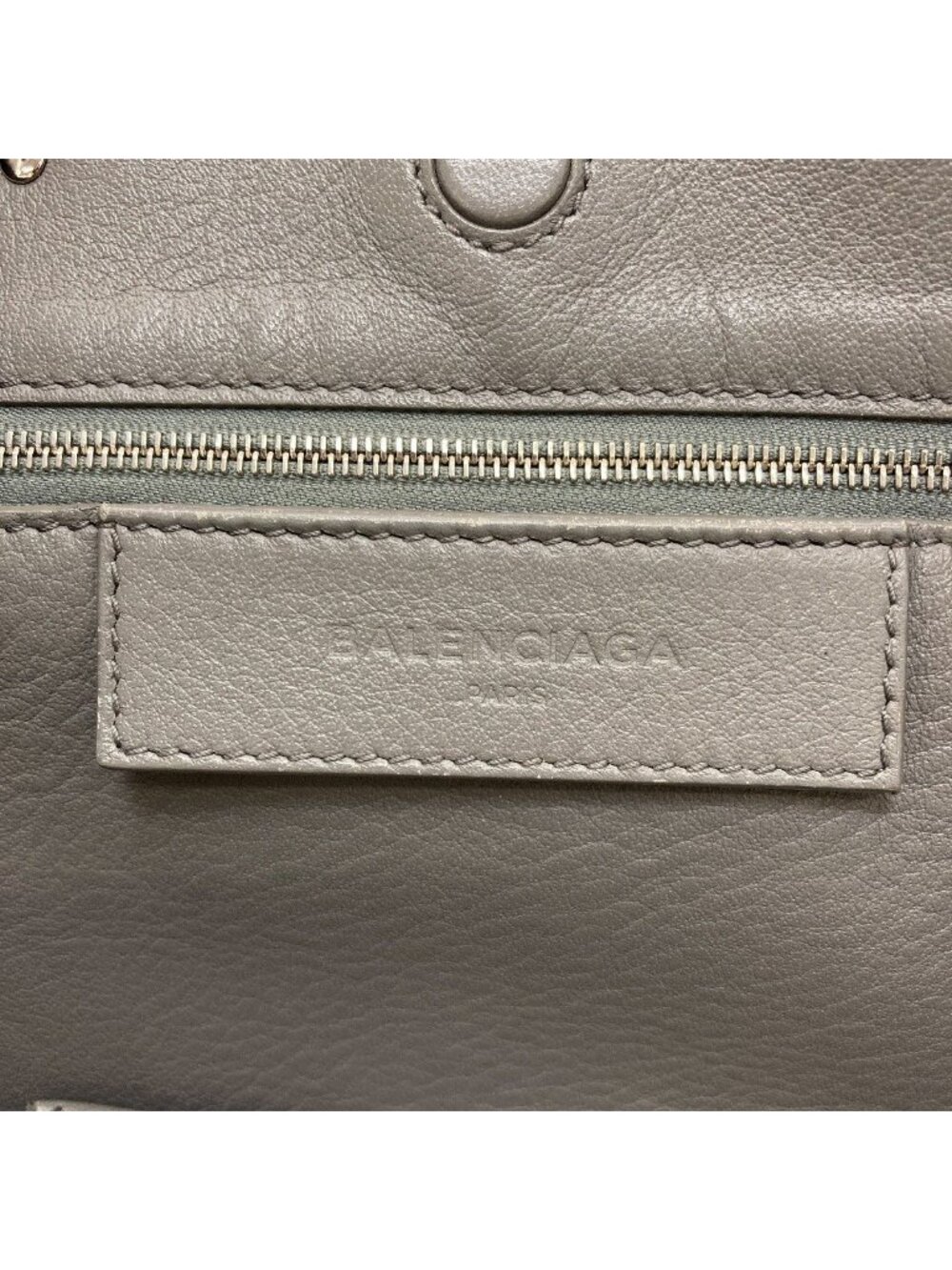 Balenciaga Paper 2-Way Handbag Leather - Picture 6 of 15